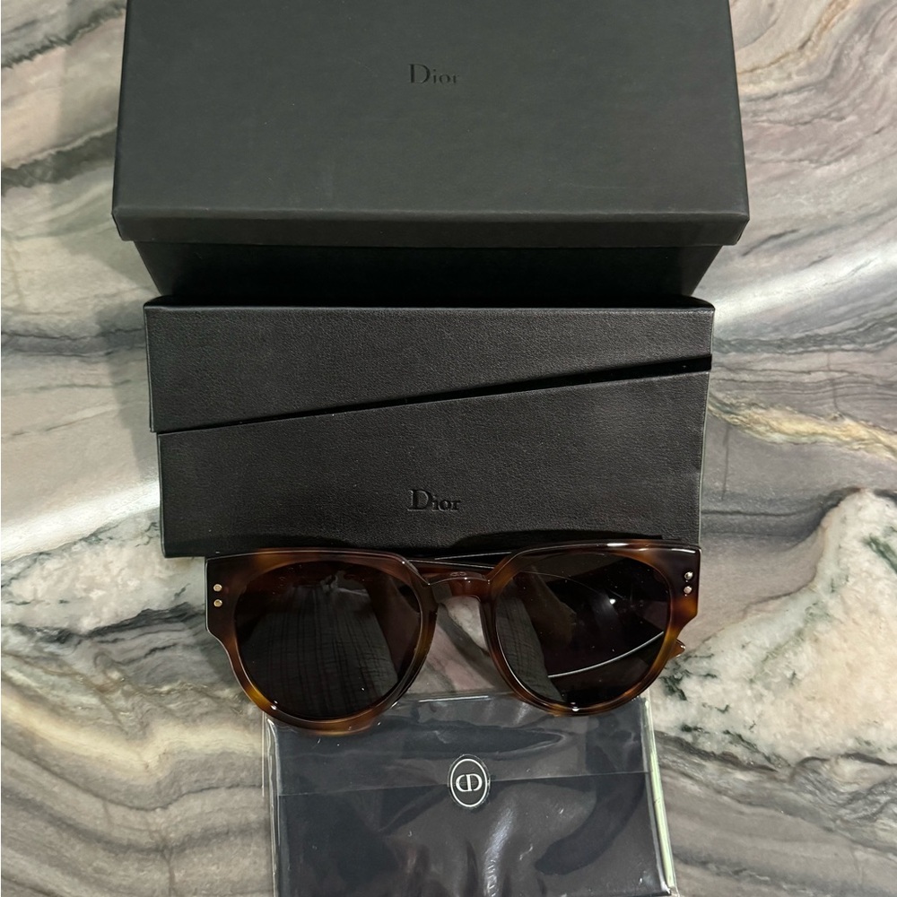 DIOR Tortoiseshell & Gold Sunglasses NIB!! - Picture 13 of 16